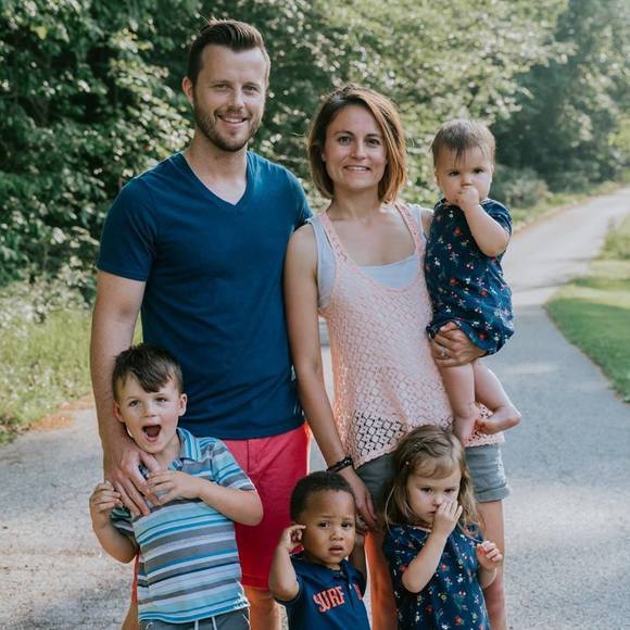 Meet your Posher, Michelle - Picture 1 of 1